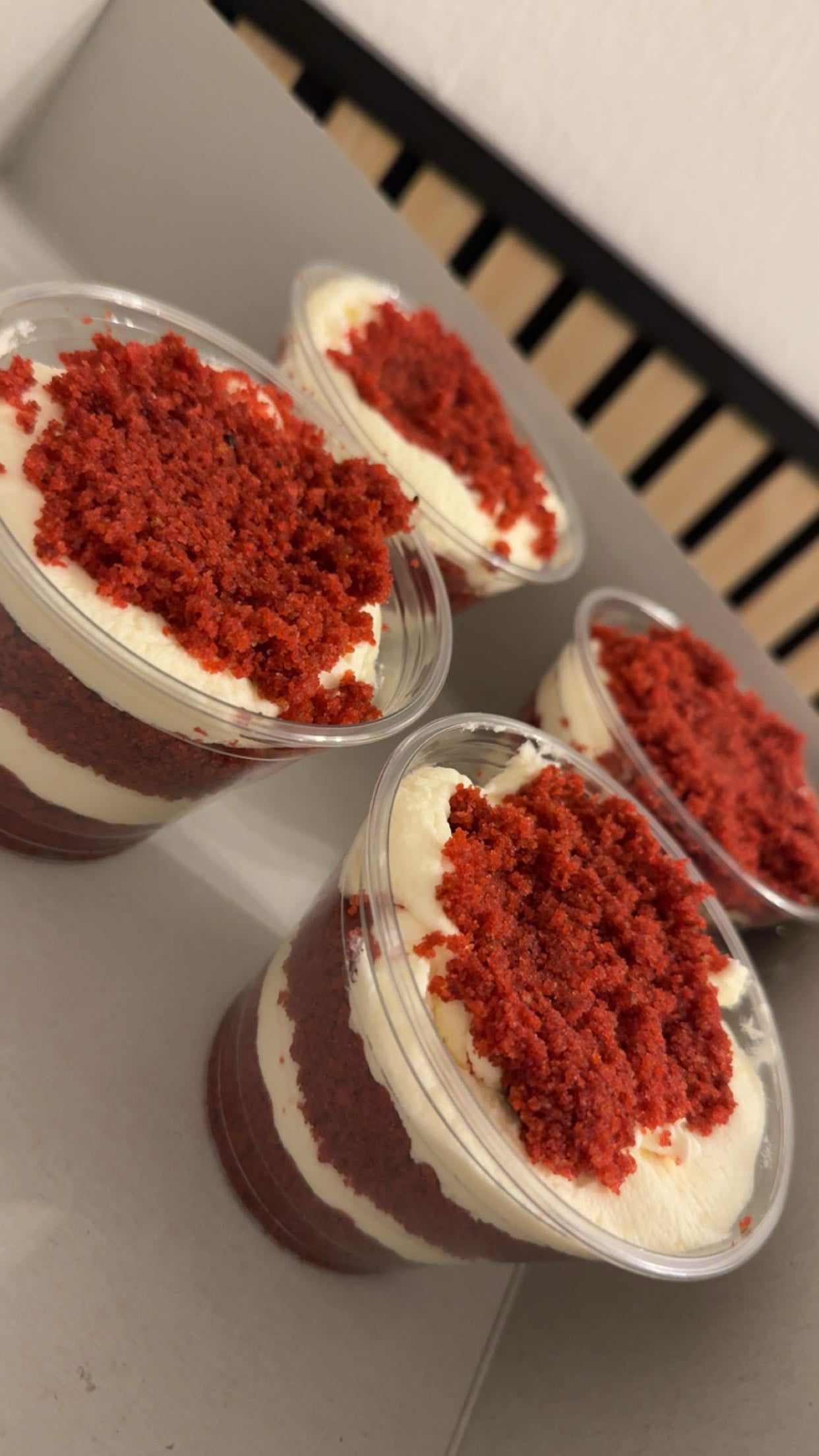 Redvelvet slagroom bekers 2 stuks
