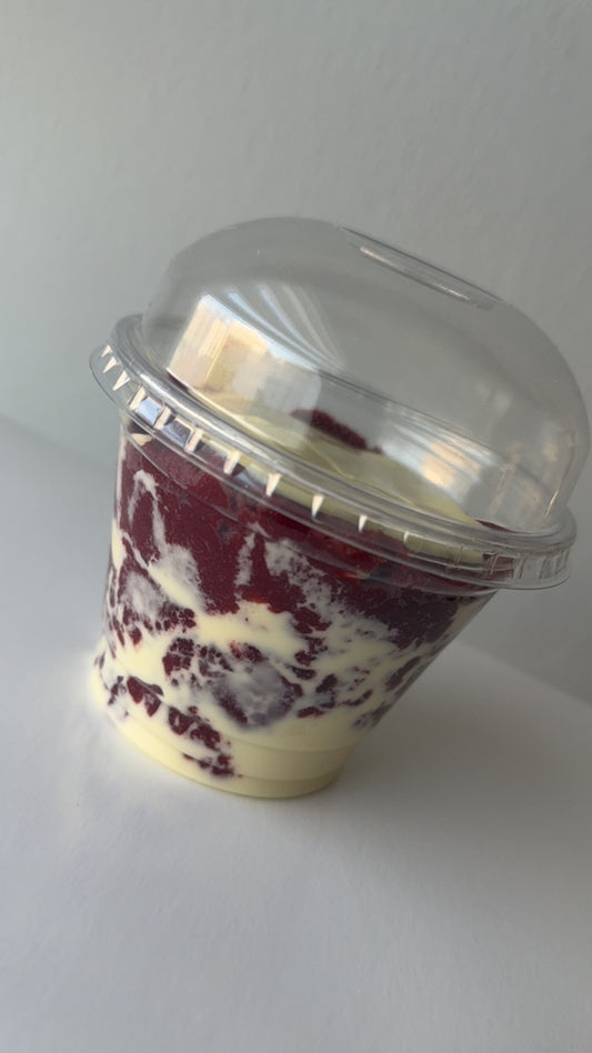 Redvelvet cup met witte chocola