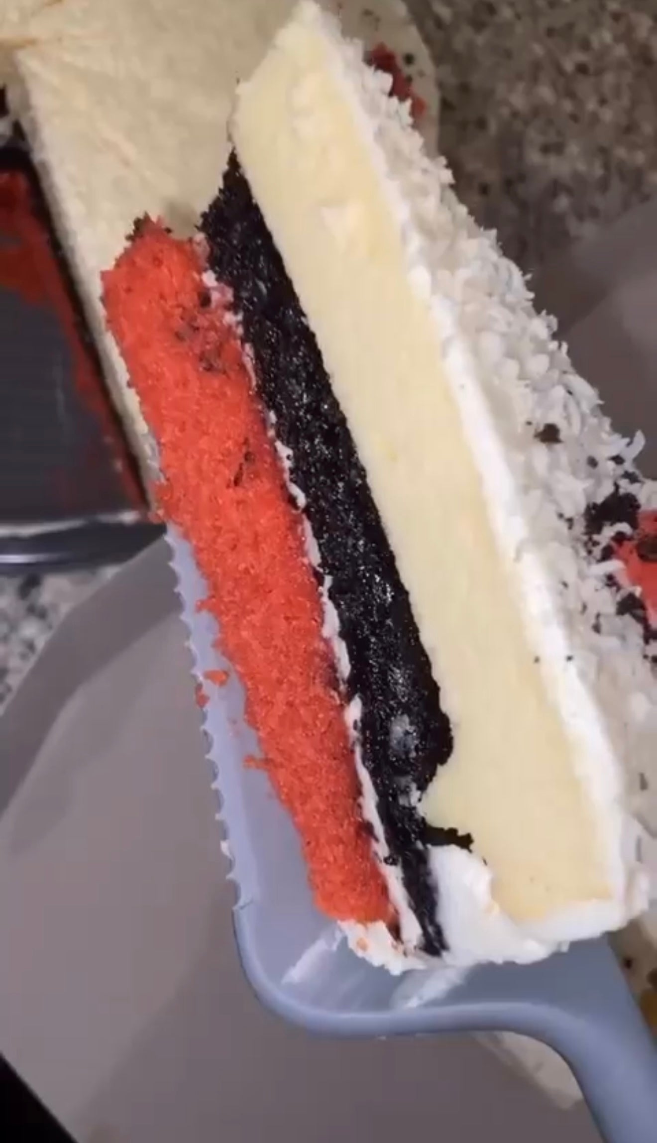 Redvelvet oreo cheesecake 12 punten