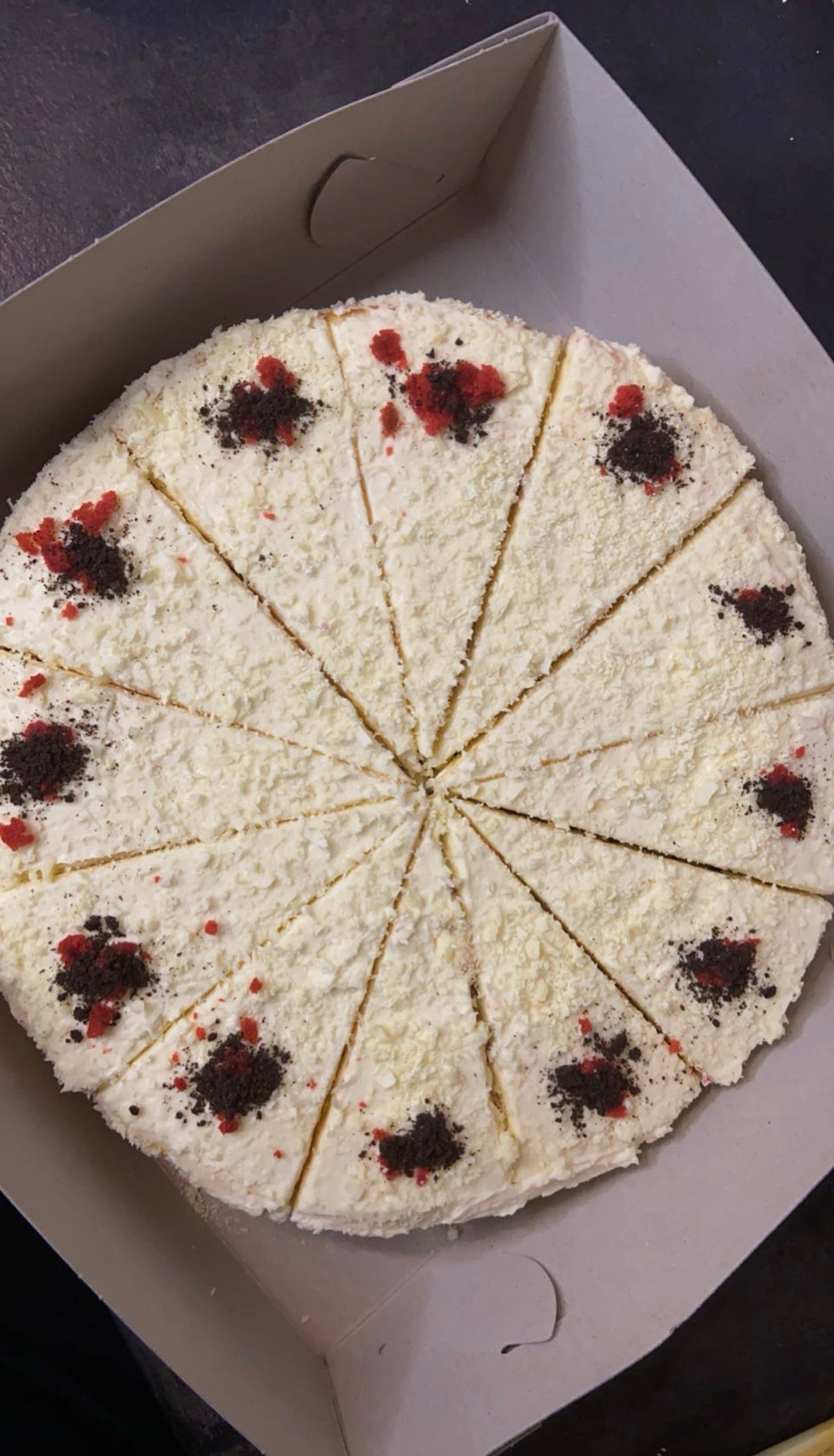 Redvelvet oreo cheesecake 12 punten